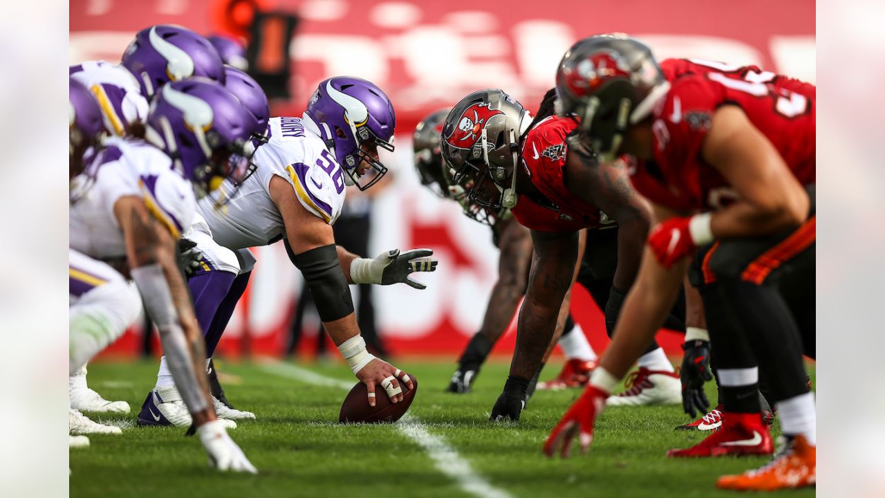 Buccaneers vs. Vikings recap, final score: Baker booms in 20-17