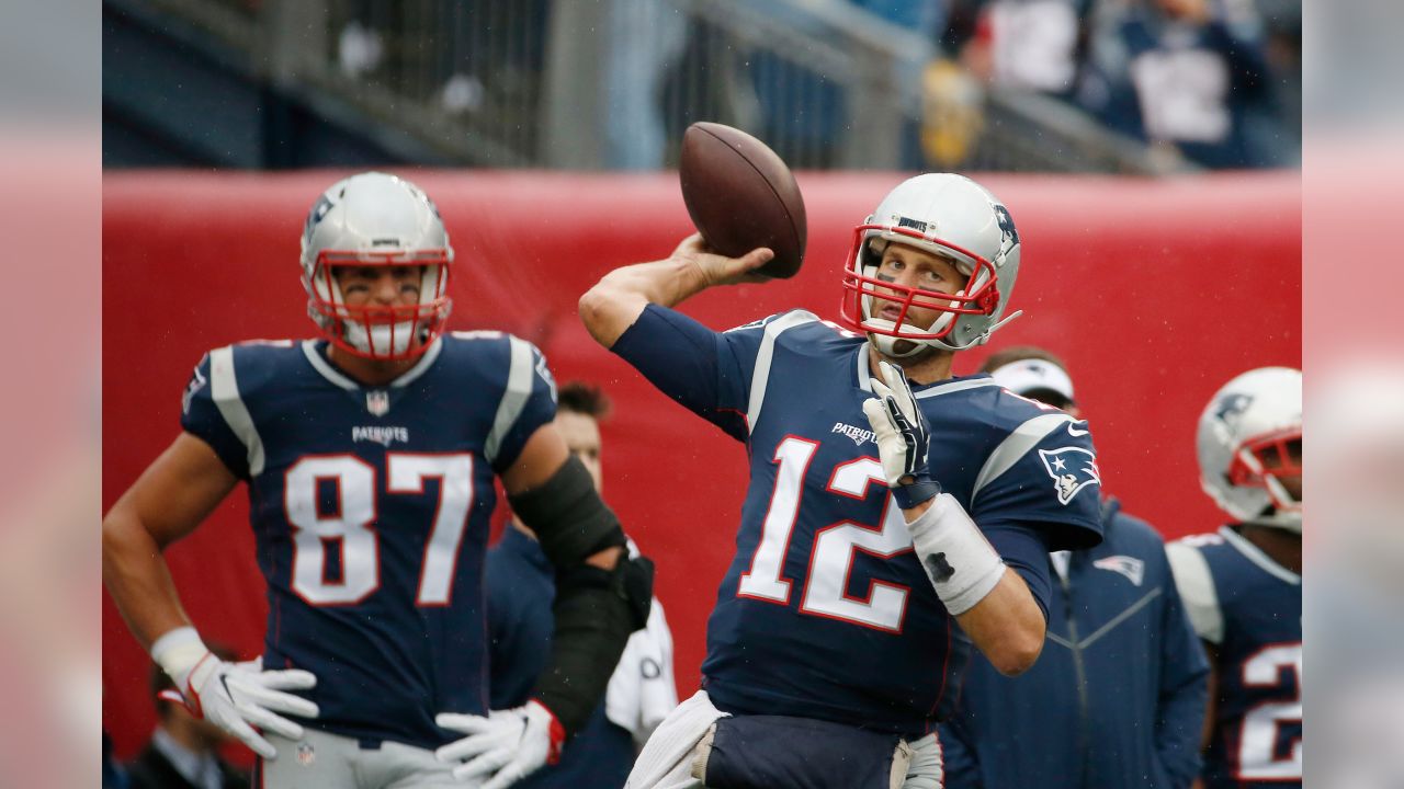 New England Patriots tight end Rob Gronkowski (87) warms up before an NFL  football game between the New England Patriots and the Washington Redskins,  Sunday, Nov. 8, 2015, in Foxborough, Mass. (AP