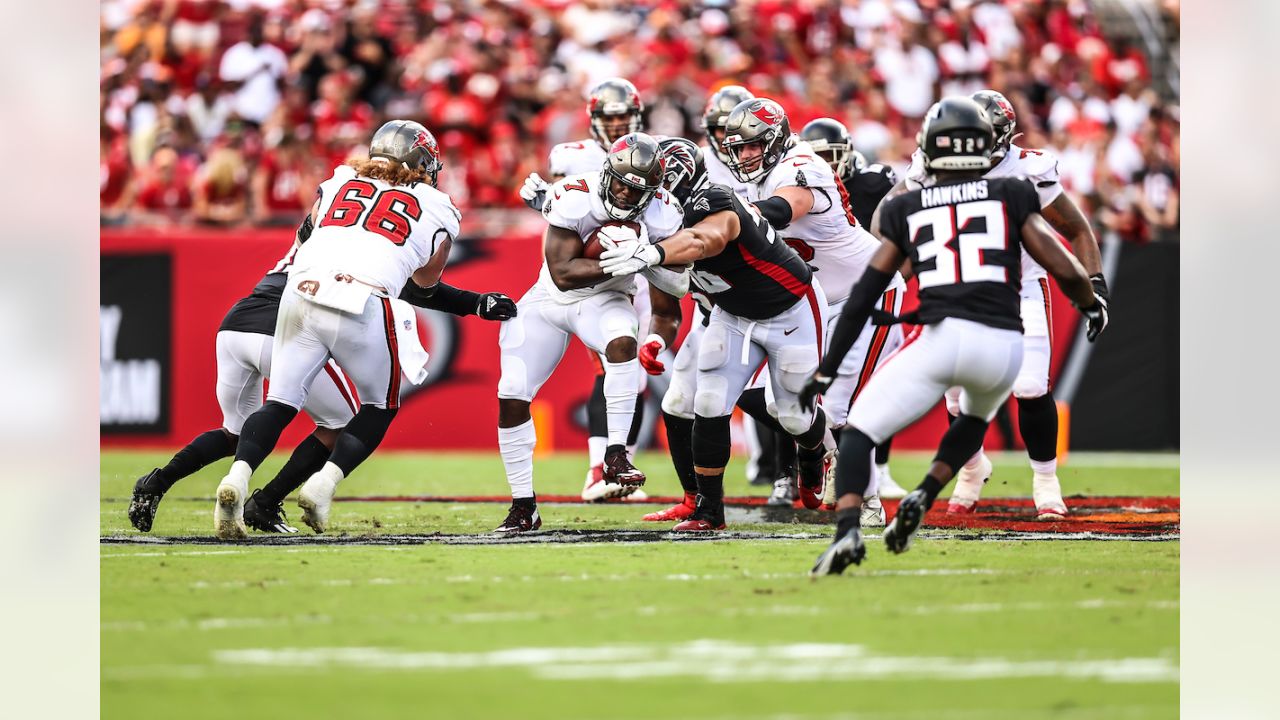 Bucs 48, Falcons 25: Tom Brady, Mike Edwards spark Tampa Bay's big win