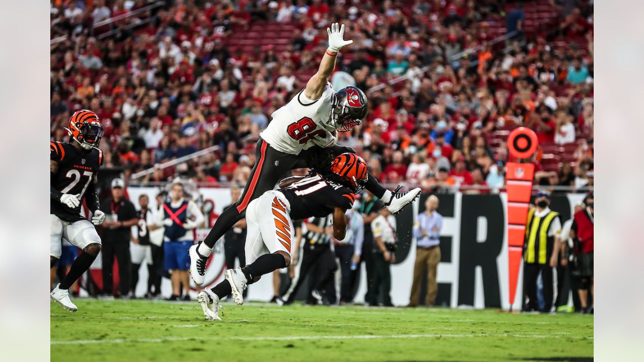 Bucs lose to Bengals 14-19