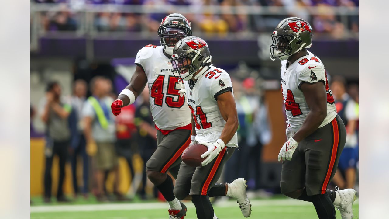 Vikings New-Look Defense Falls 1 Stop Short versus Buccaneers