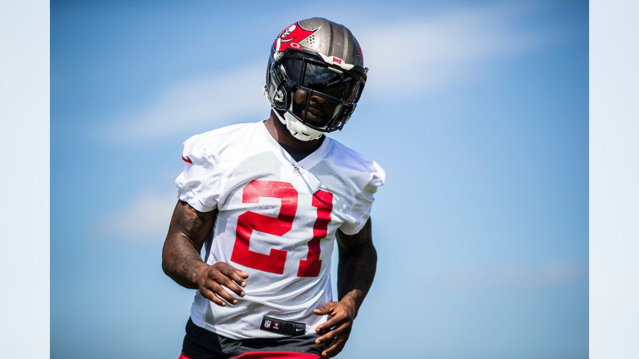 Bucs starting running back: Who is RB1 and his handcuff for Tampa