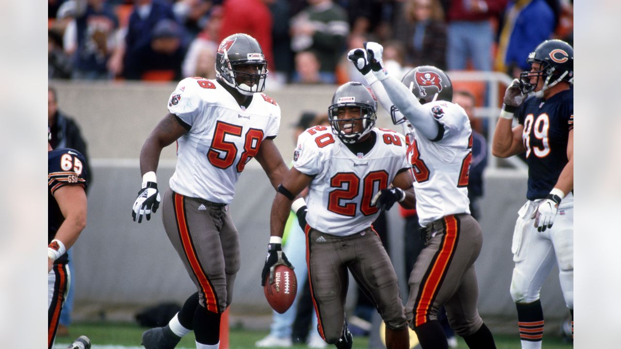 Ronde Barber, All-Time Buccaneer Great, Confirms His Retirement