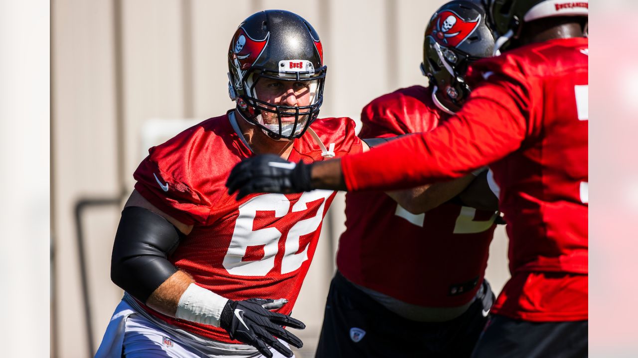 Dante Fowler, Hayden Hurst, Todd Gurley in all-black Falcons jerseys