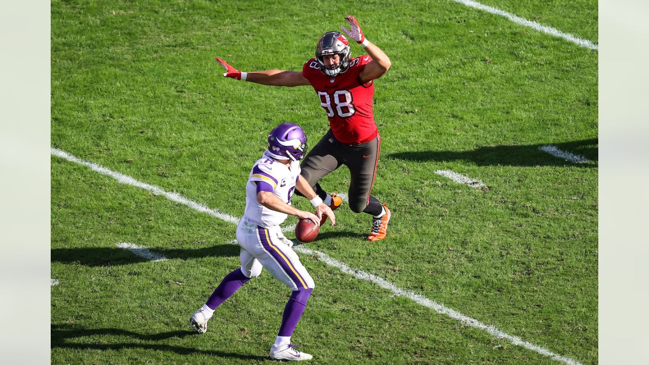 Final Score - Bucs Defeat Minnesota Vikings 26-14