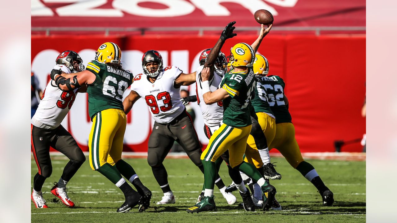 Bucs Defeat Green Bay Packers 38-10 in Week 6