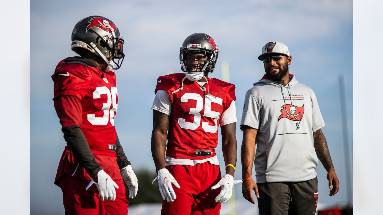 Daily Brady Lessons For Jaelon Darden -  - Tampa Bay Bucs  Blog, Buccaneers News