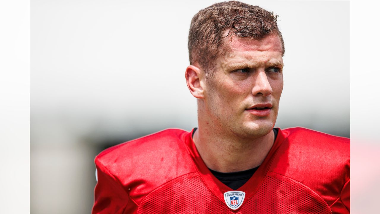 Tom Brady absence: Bucs QB returns to practice with team - DraftKings  Network