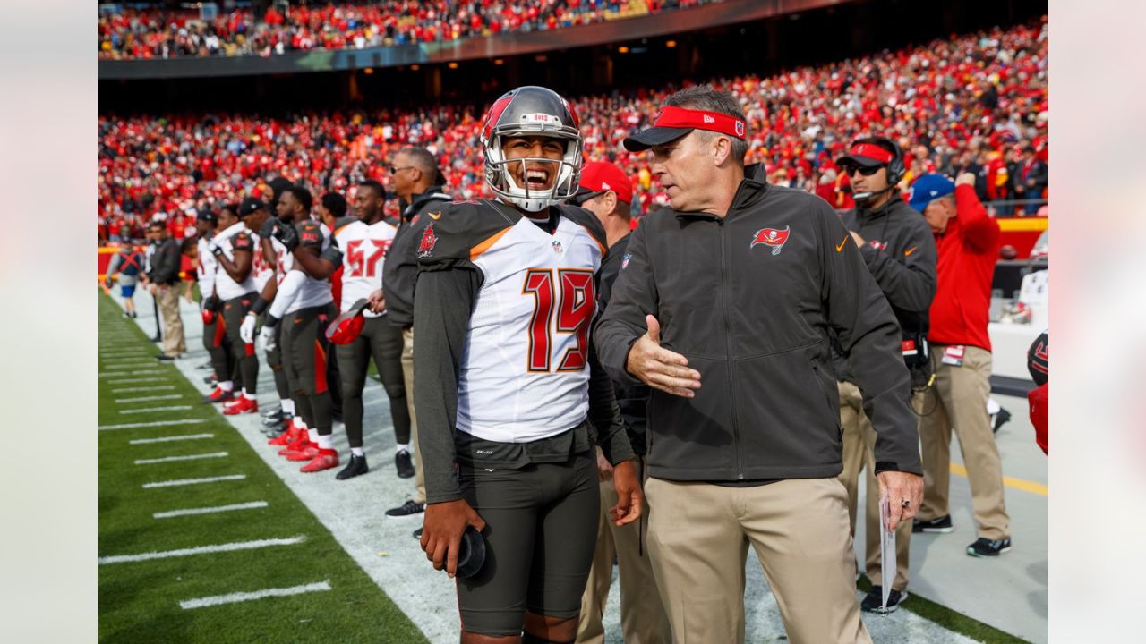 Bucs open up about the competition surrounding Roberto Aguayo