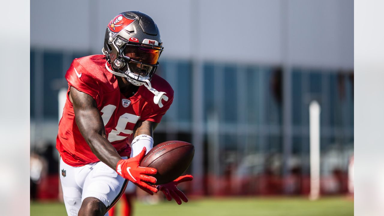 NFL News: Bucs CB Jamel Dean weighs in on new NFL kickoff rule