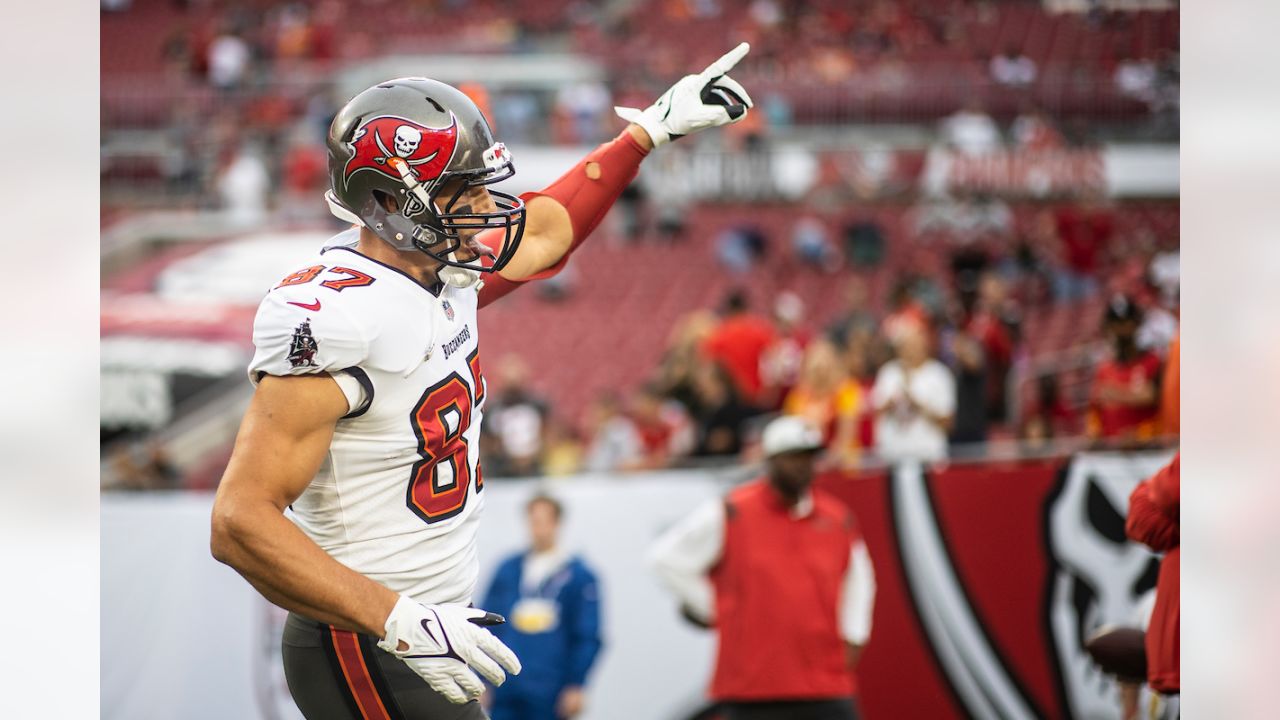 Tampa Bay Buccaneers Tight End Rob Gronkowski Announces Retires, 11 NFL  Seasons and 4 Super Bowls