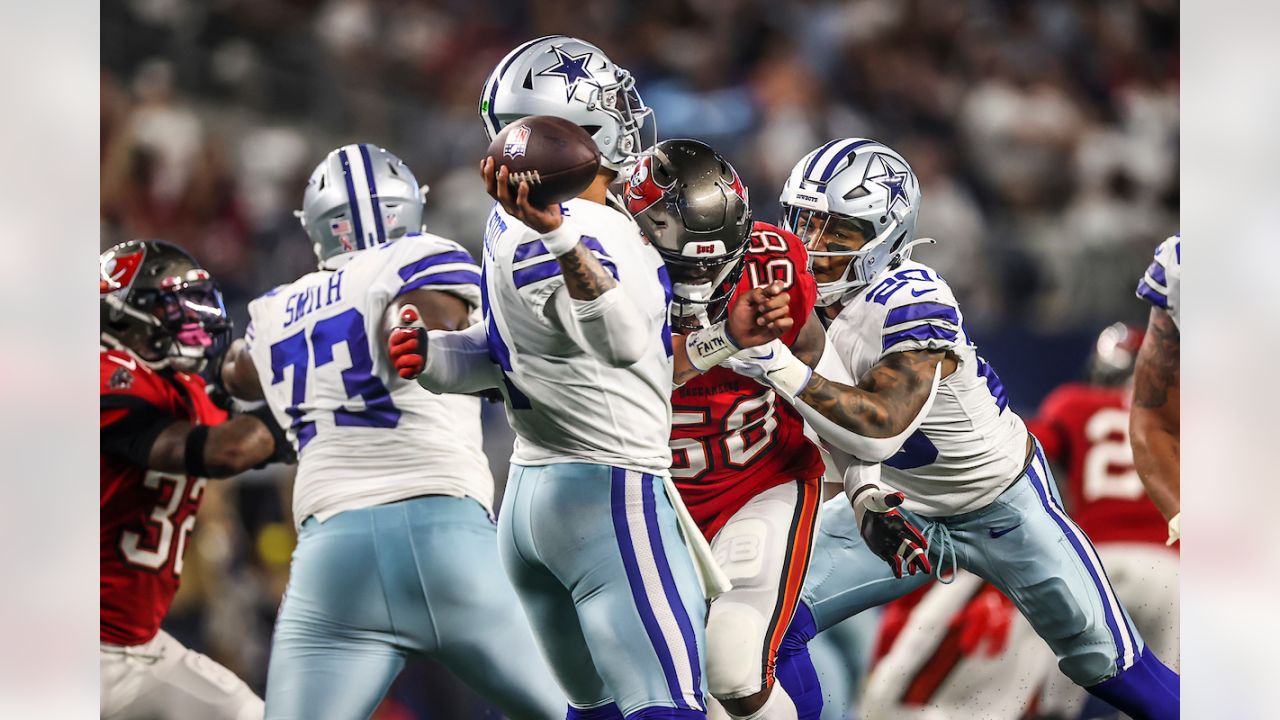 Cowboys win without Prescott, defense smothers Vikings 