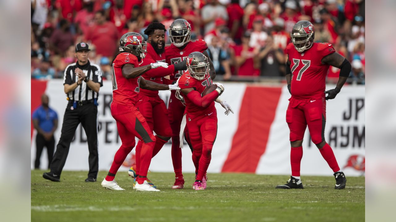 Tampa, Florida, USA. 02nd Dec, 2018. Carolina Panthers quarterback Cam  Newton (1) during the game between the Carolina Panthers and the Tampa Bay  Buccaneers at Raymond James Stadium in Tampa, Florida. Del