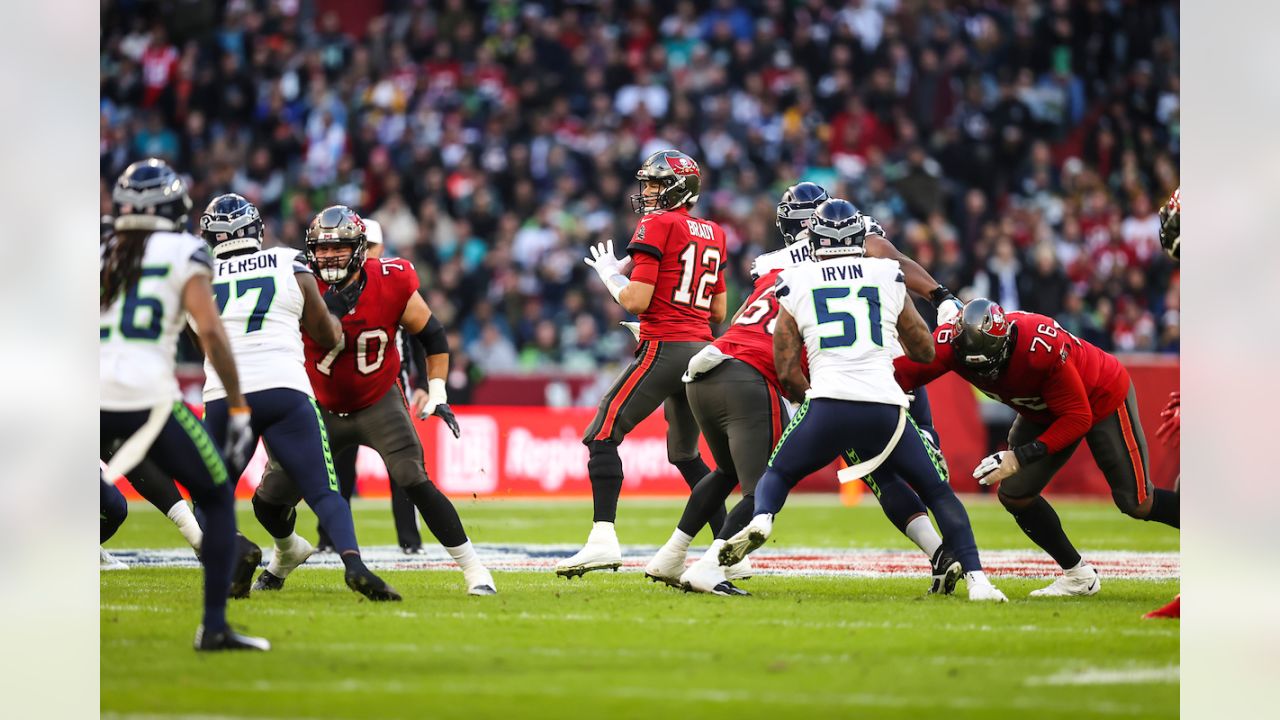 Live updates: Bucs hold off Seahawks in Germany