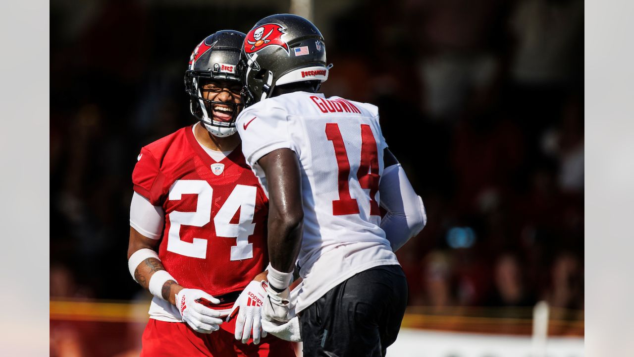 Bucs Camp Recap 7-28: Offense Shines With Evans And Godwin