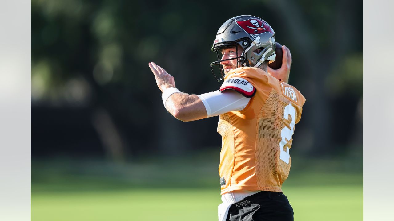 UDFA Izien wins starting nickel job for Buccaneers - Bucs Nation