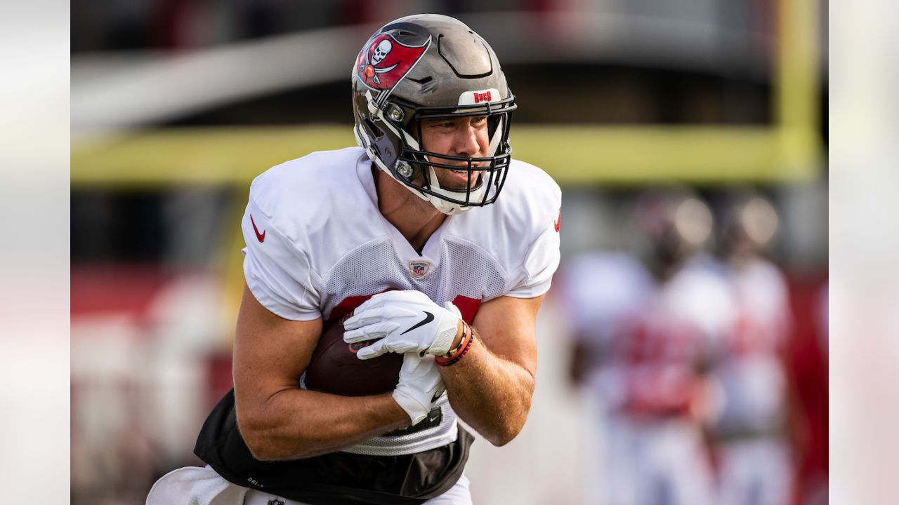 TAMPA, FL - JUL 26: Alex Cappa (65) goes thru a drill during the Tampa Bay  Buccaneers Training Camp on July 26, 2021 at the AdventHealth Training  Center at One Buccaneer Place