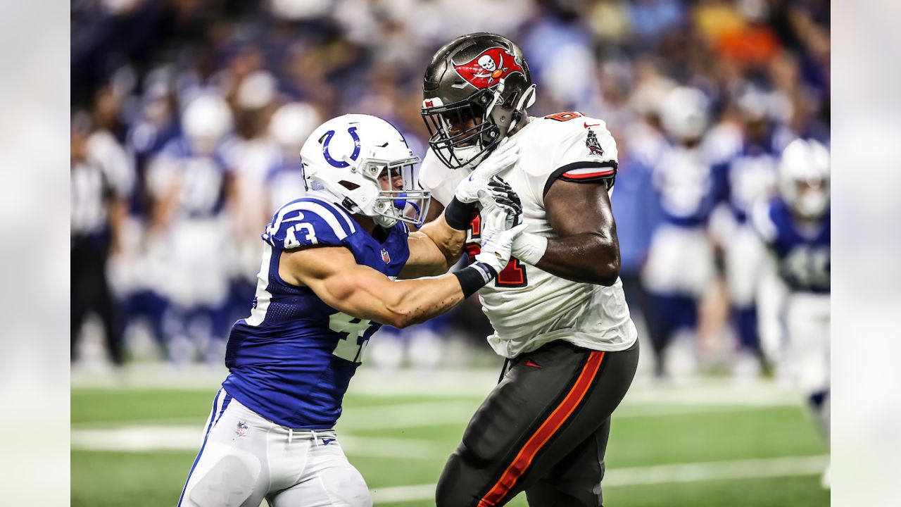 New punter debuts, Colts beat Bucs in preseason finale