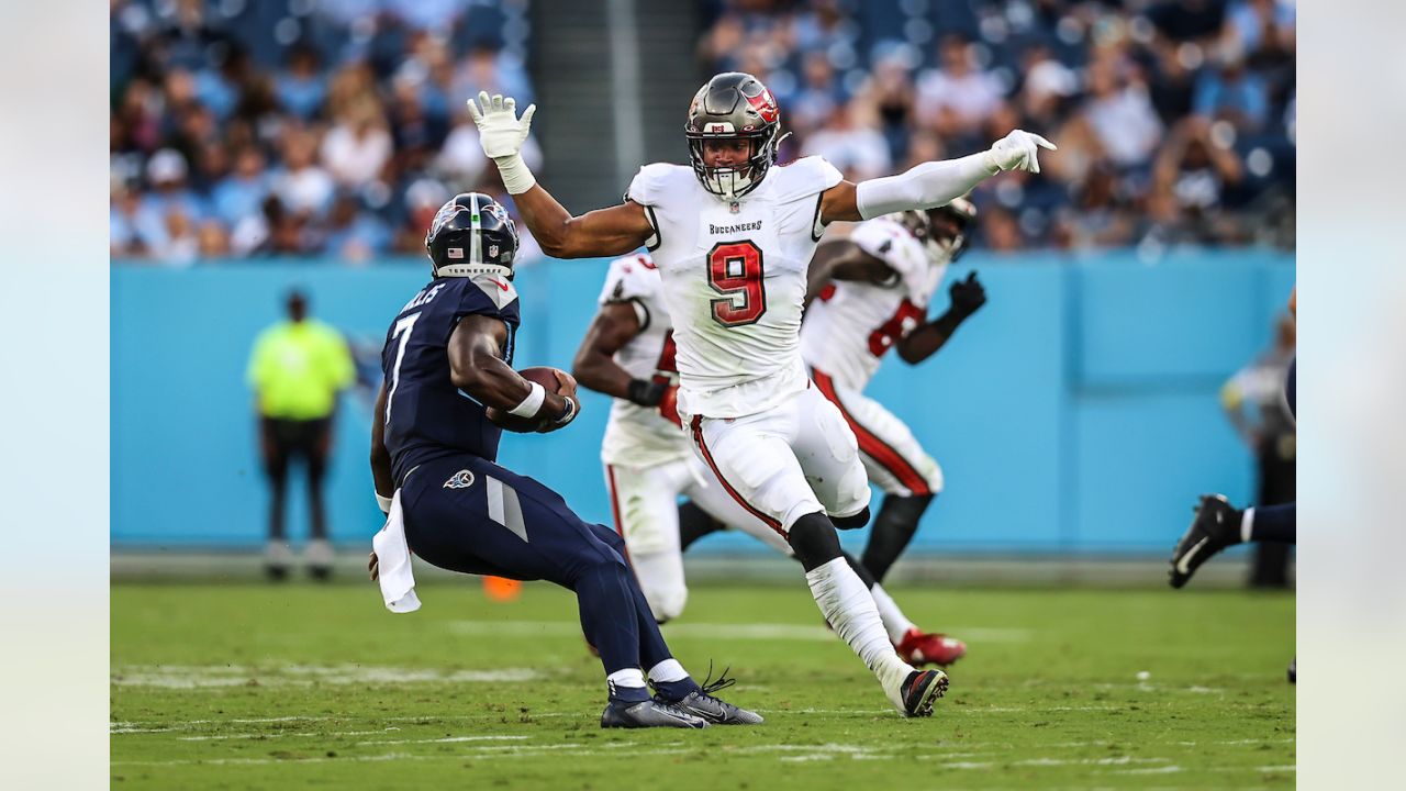 Malik Willis throws 1st NFL TD pass, Titans beat Tampa Bay Bucs 13-3