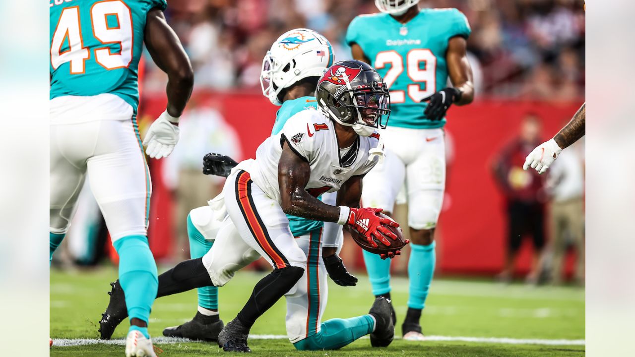 NFL Week 10 picks: Buccaneers will beat Dolphins in instability battle 