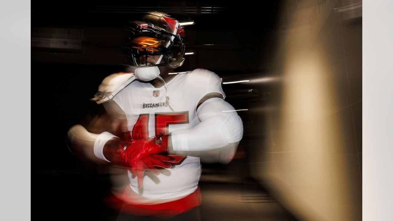 Tampa Bay Buccaneers guard Nick Leverett (60) watches action during warmups  before their game against the Tennessee Titans Saturday, Aug. 20, 2022, in  Nashville, Tenn. (AP Photo/Wade Payne Stock Photo - Alamy