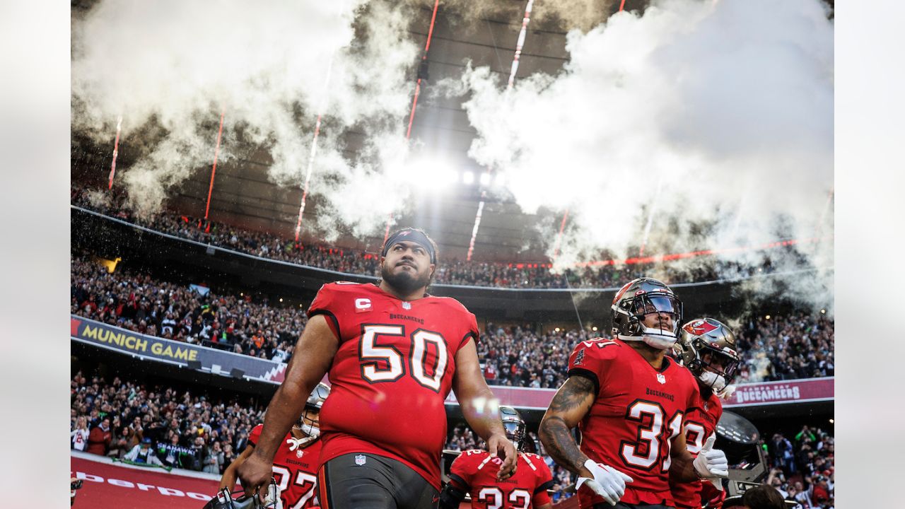 Tampa Bay Buccaneers on X: Wake up, it's GAMEDAY in Munich! 