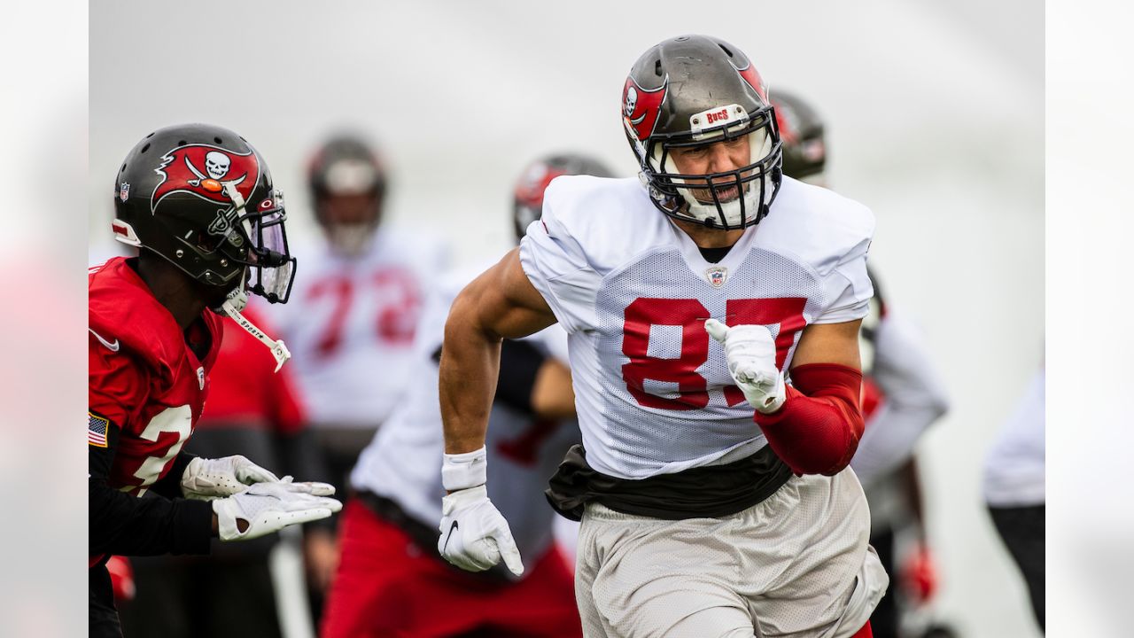 Rob Gronkowski Receives Bucs' No. 87 Jersey, Jordan Leggett Switches to No.  81, News, Scores, Highlights, Stats, and Rumors