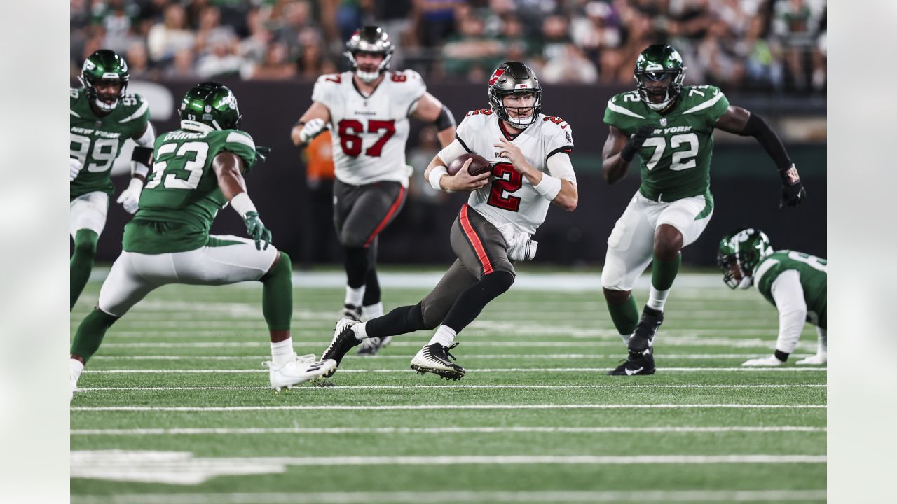 Mayfield sits while Trask plays in Bucs' 13-6 preseason win over Jets.  Backup Wolford injures neck - ABC News