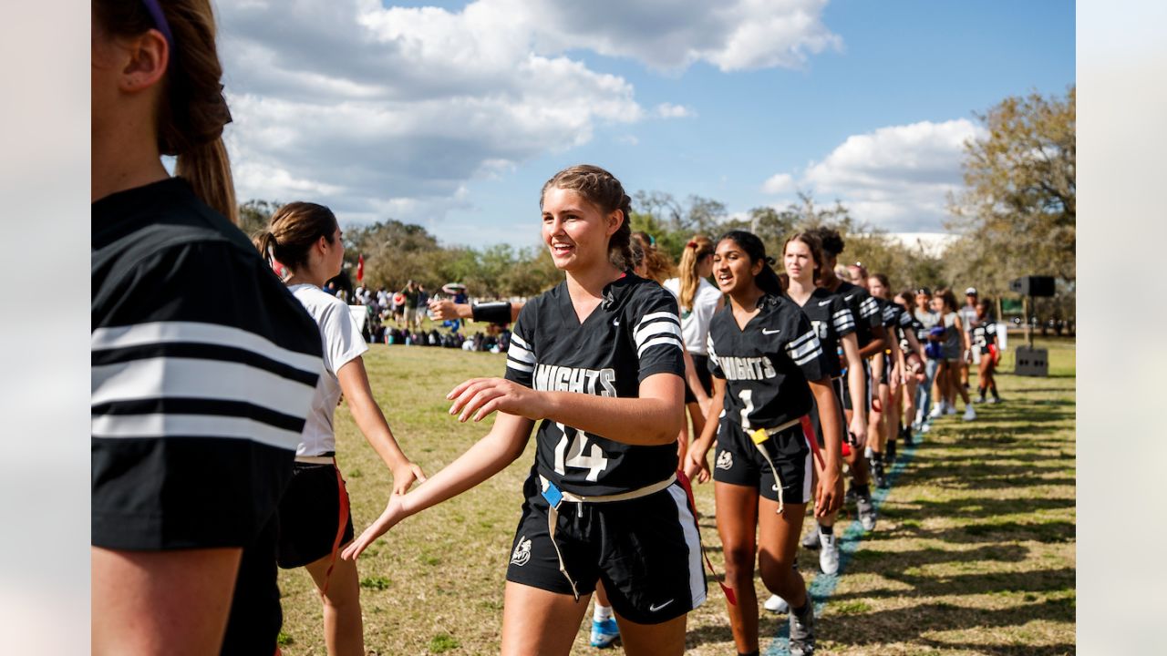 All-girls flag football league officially kicks off in the South Bay –  Daily Breeze