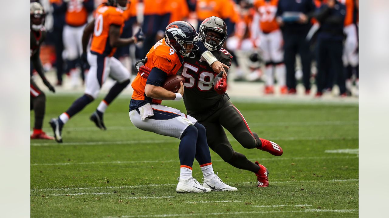 Tom Brady shows off with three TD passes as Buccaneers beat Broncos, 28-10  - The Boston Globe