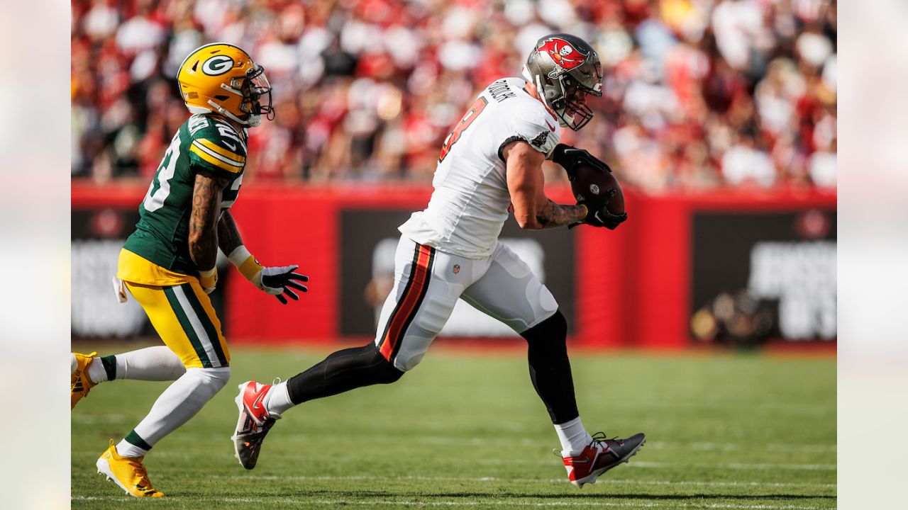 Buccaneers Reveal Winter, Throwback-Type Look for vs. Packers