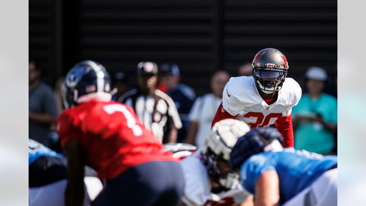 Tennessee Titans, Tampa Bay Buccaneers conclude practices with a fight