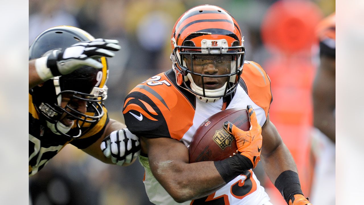 Former Cincinnati Bengals running back Giovani Bernard to Sign