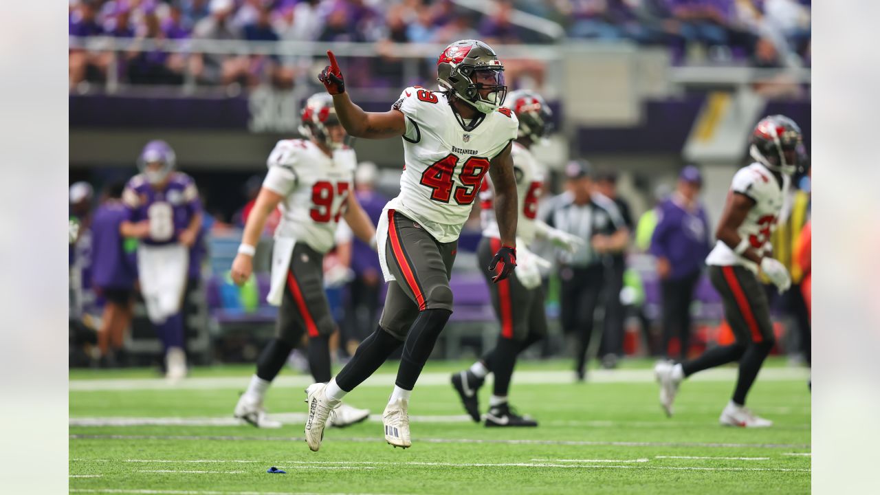 Vikings bit by turnovers, penalties in 20-17 Week 1 loss to Buccaneers