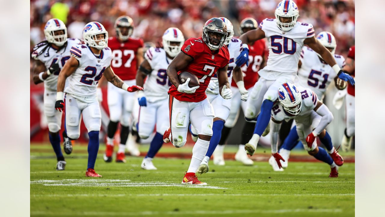 HIGHLIGHTS: Buccaneers Defeat Buffalo Bills 33-27 in Overtime in