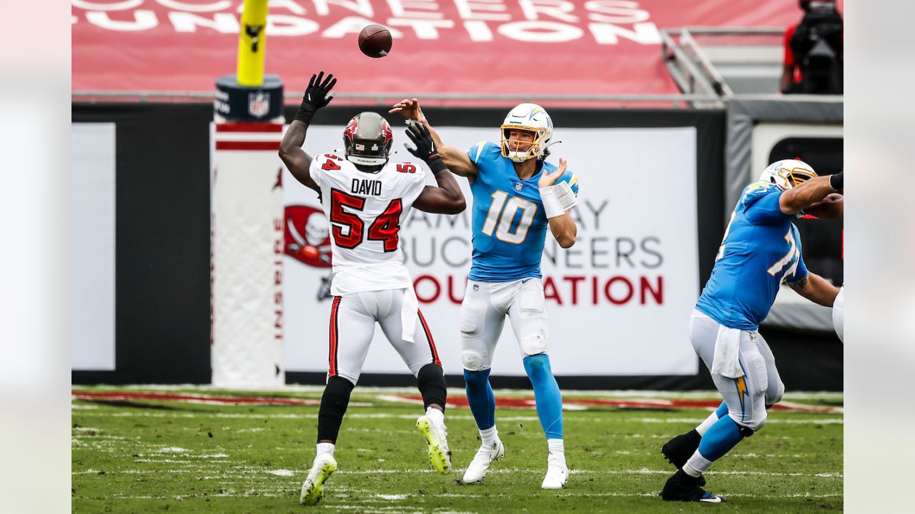 Chargers Fall to Rallying Bucs 38-31 in Third Straight Loss