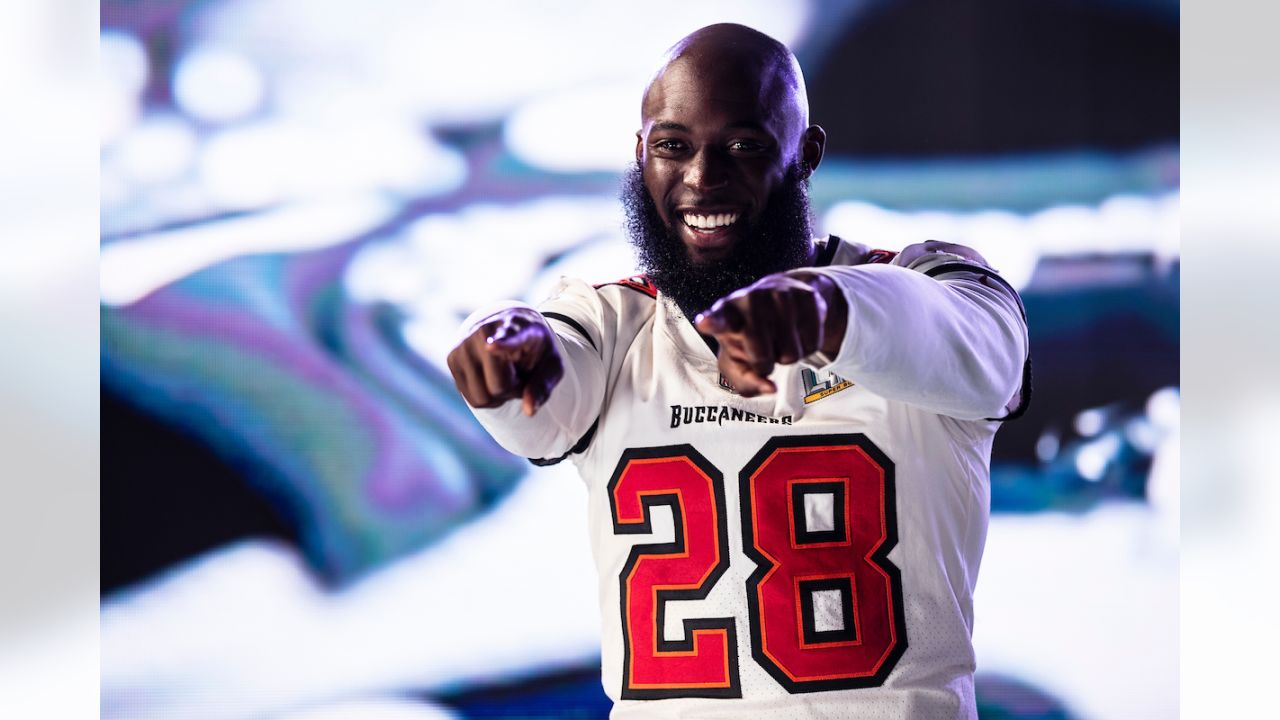 Tampa Bay Buccaneers: Leonard Fournette 2022 Emoji - Officially Licens