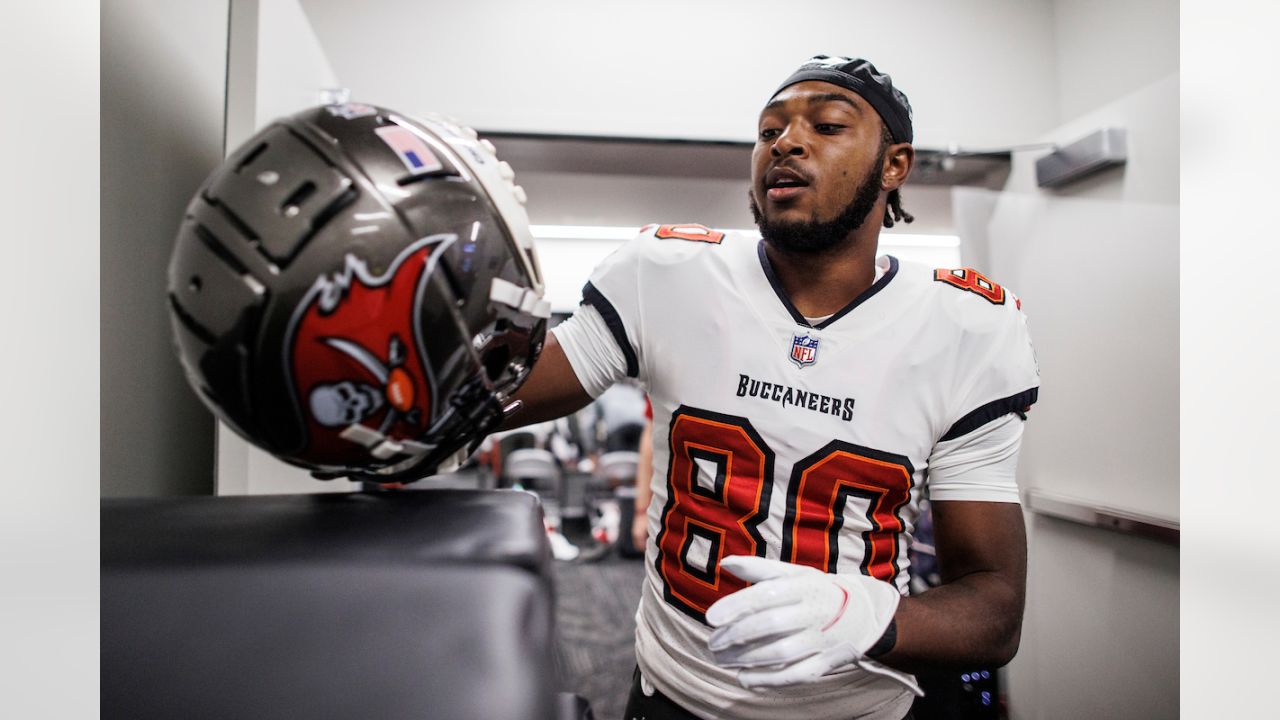 Buccaneers' Jamel Dean gains some 'swag,' owes a steak dinner 