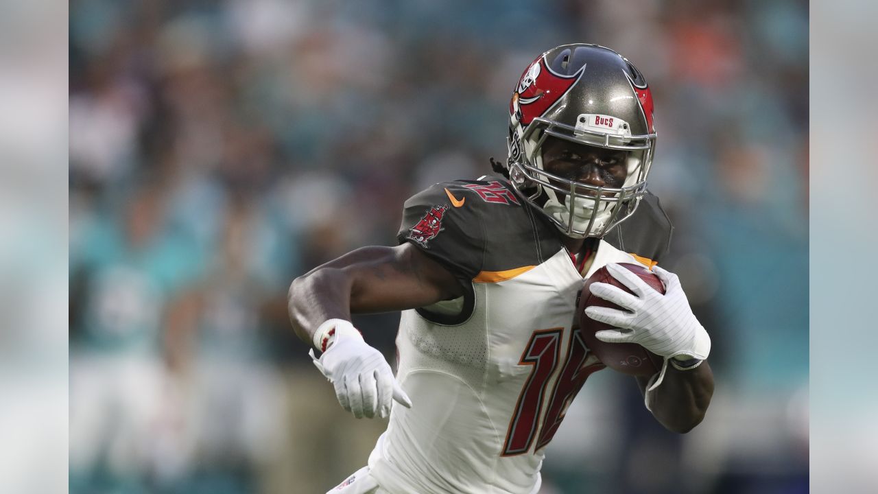 Rapid Reaction: Buccaneers vs. Dolphins