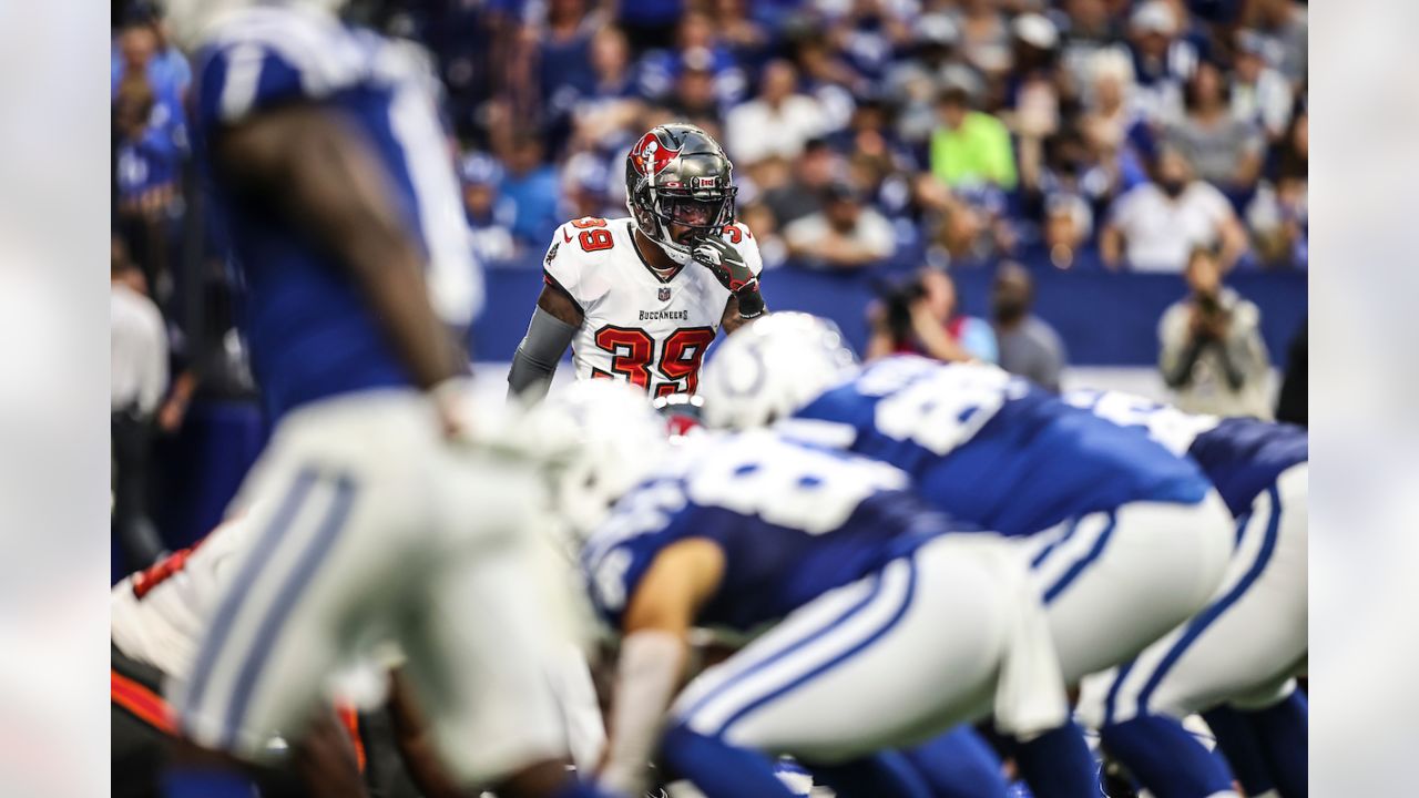 Colts backups rally in preseason finale to beat Buccaneers 27-10