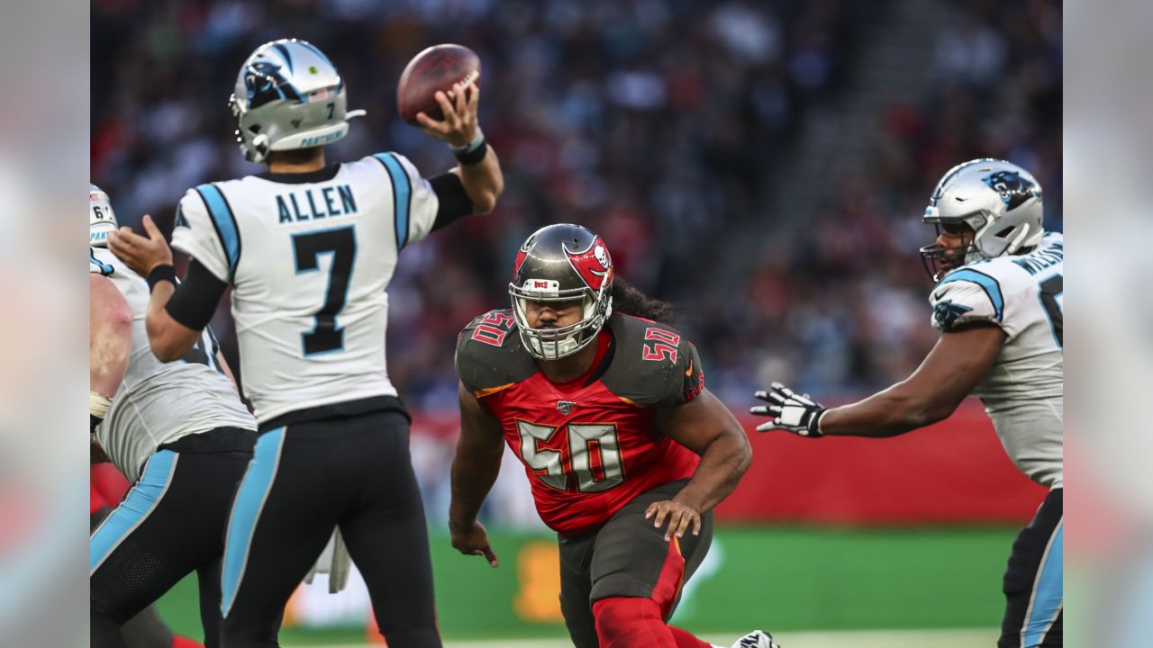 Panthers Defeat Buccaneers 37-26 in London in Week 6