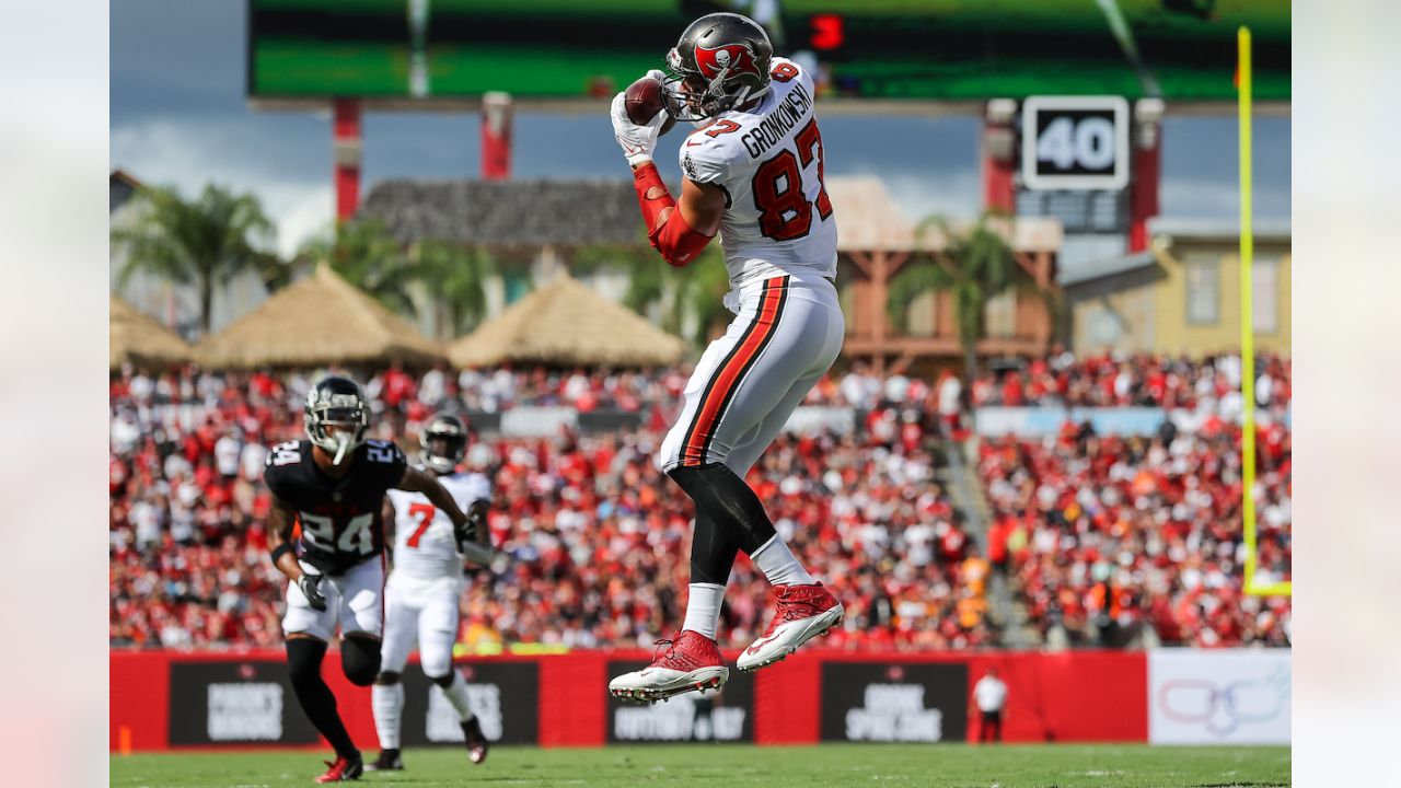 December 30, 2018: Tampa Bay cheerleader during the game between the  Atlanta Falcons and the Tampa Bay Buccaneers at Raymond James Stadium in  Tampa, Florida. Atlanta win 34-32. Del Mecum/CSM/Sipa USA (Credit