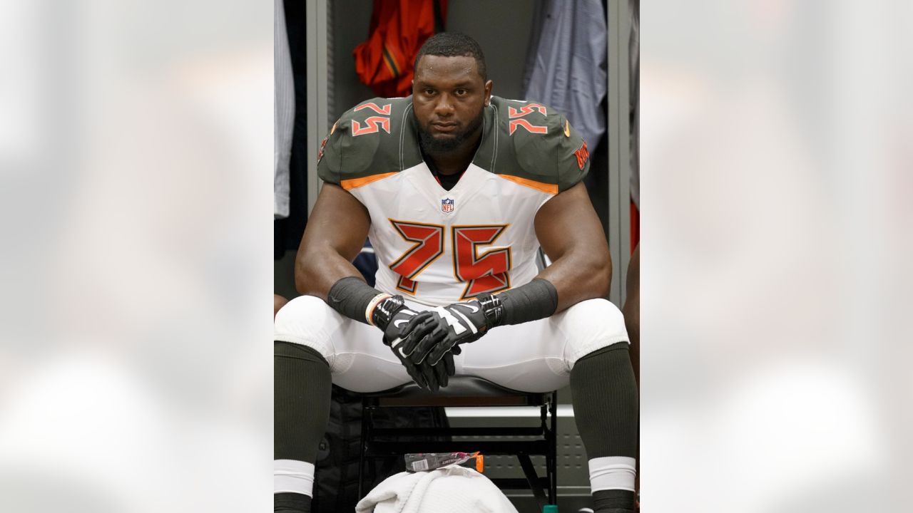 Davonte Lambert, DE Starts Second Straight Game for Tampa Bay