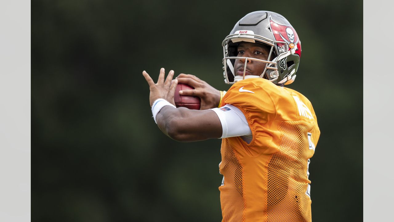 Buccaneers Getting Back To Basics During Bye Week