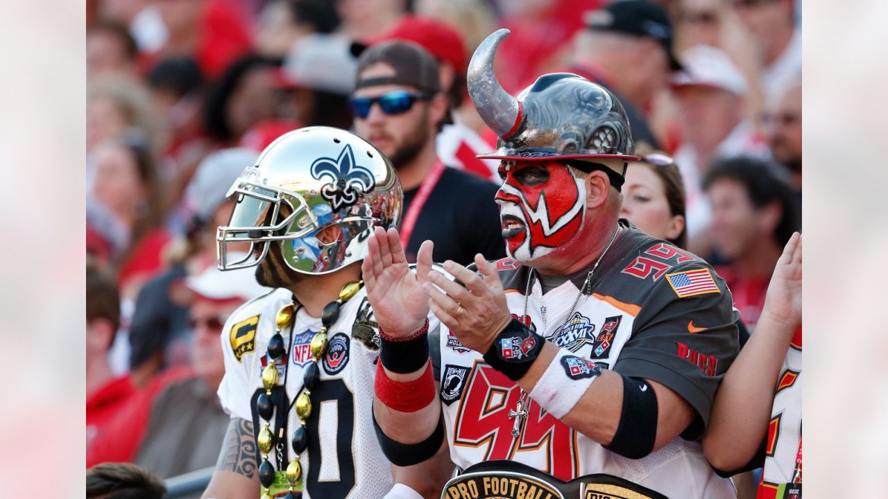 Bucs choose Bruce Carter to replace Kwon Alexander (w/video)