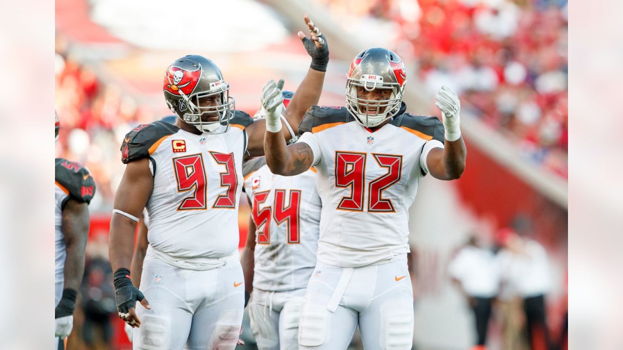 William Gholston wants to knock Jameis Winston's block off - Tampa Bay  Buccaneers, BucsGameday