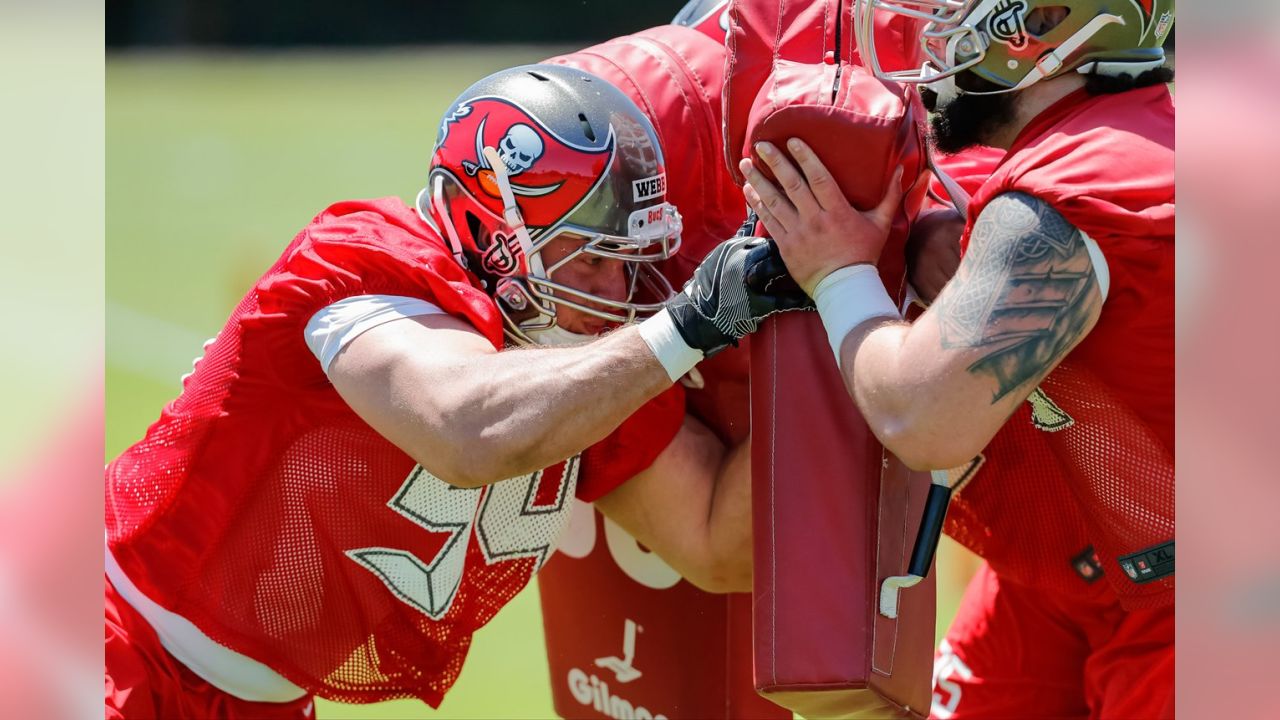 Canada's Antony Auclair part of Buccaneers team prepping to face K.C. in  Super Bowl