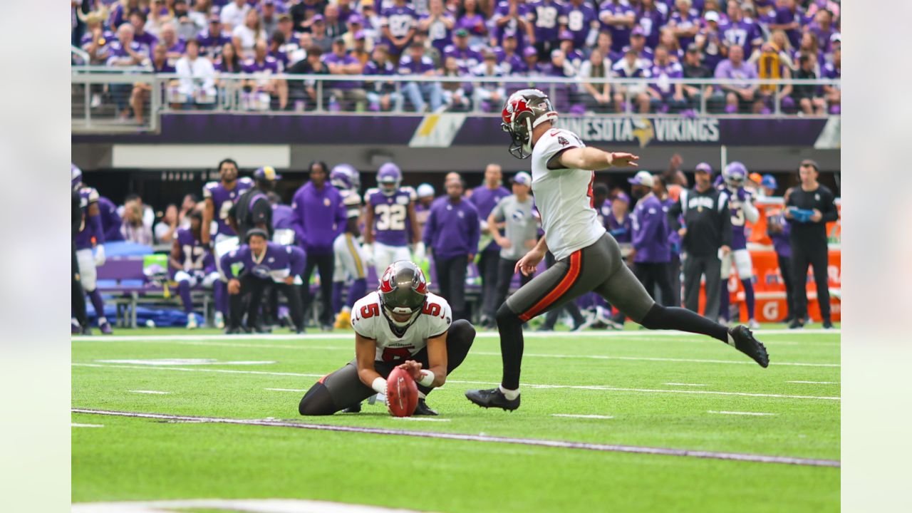 As it happened: Buccaneers defeat Vikings 20-17 in regular-season opener