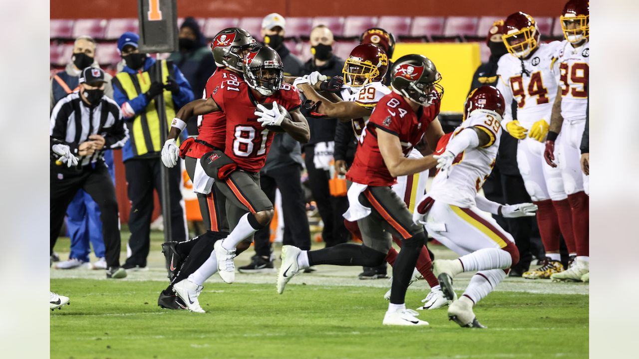 Tampa Bay Buccaneers inside linebacker Kevin Minter (51) in action during  an NFL wild-card playoff football game against the Washington Football  Team, Saturday, Jan. 9, 2021 in Landover, Md. (AP Photo/Daniel Kucin