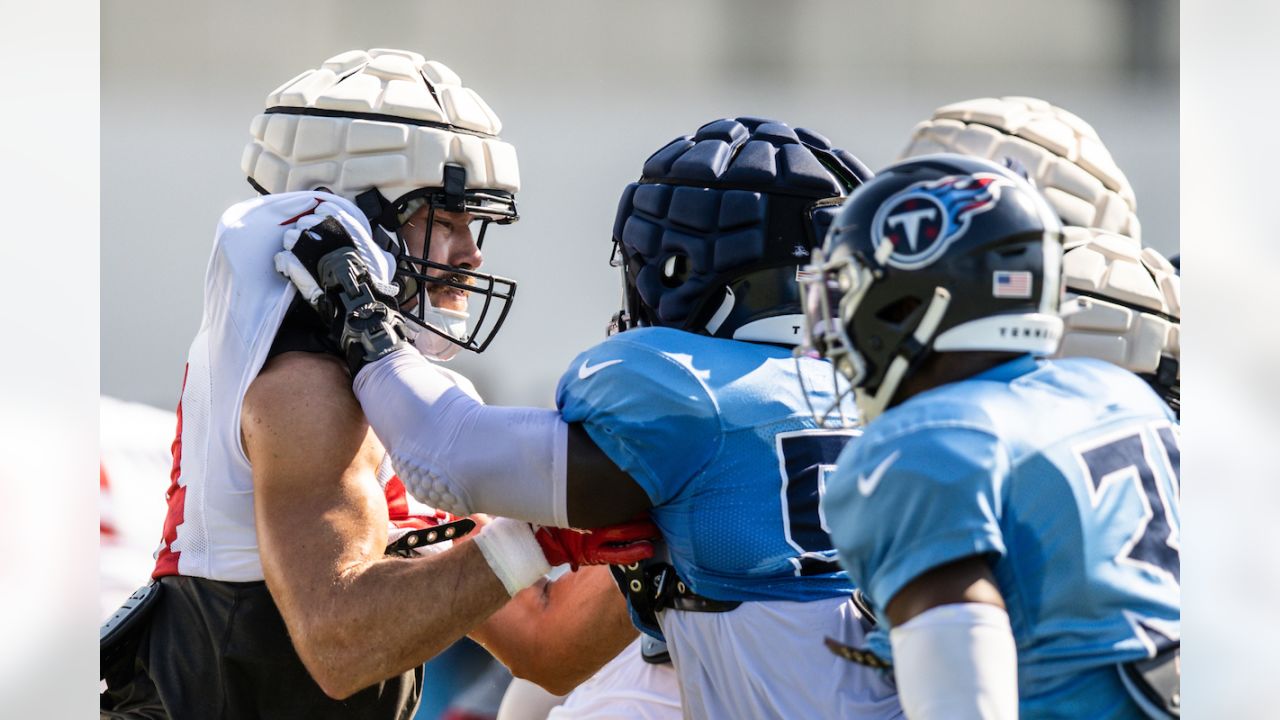 Tennessee Titans, Tampa Bay Buccaneers conclude practices with a fight